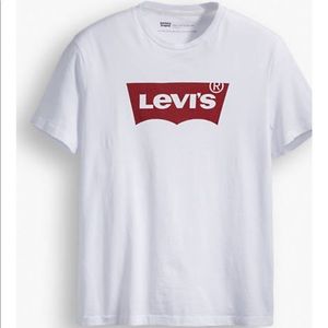 Levi’s White Logo Shirt